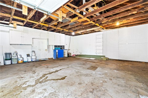 Tiny photo for 562 Lenox Avenue, Oneida, NY 13421 (MLS # S1715056)