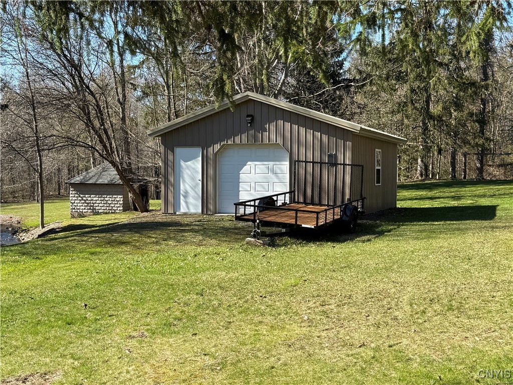 114 W Myers Road, Minetto, New York image 4