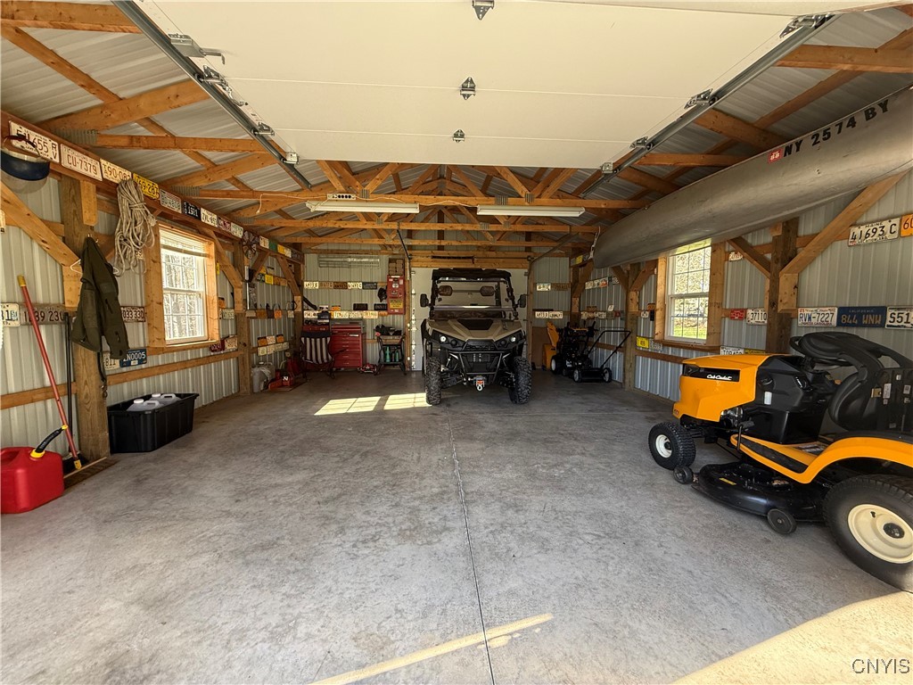 114 W Myers Road, Minetto, New York image 5