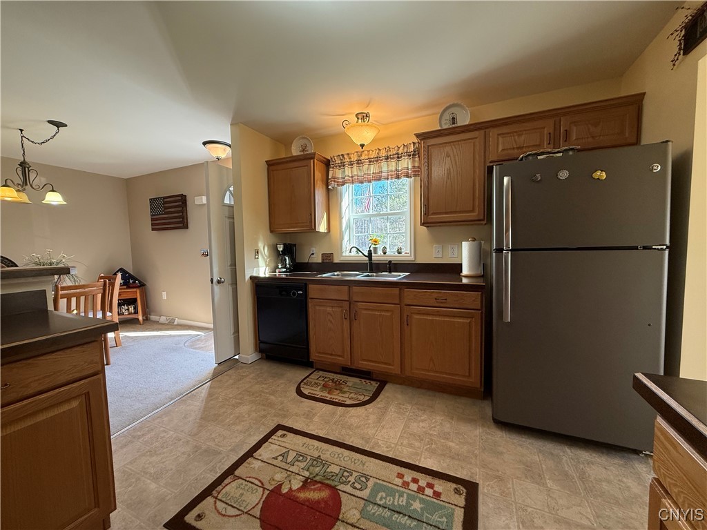 114 W Myers Road, Minetto, New York image 14