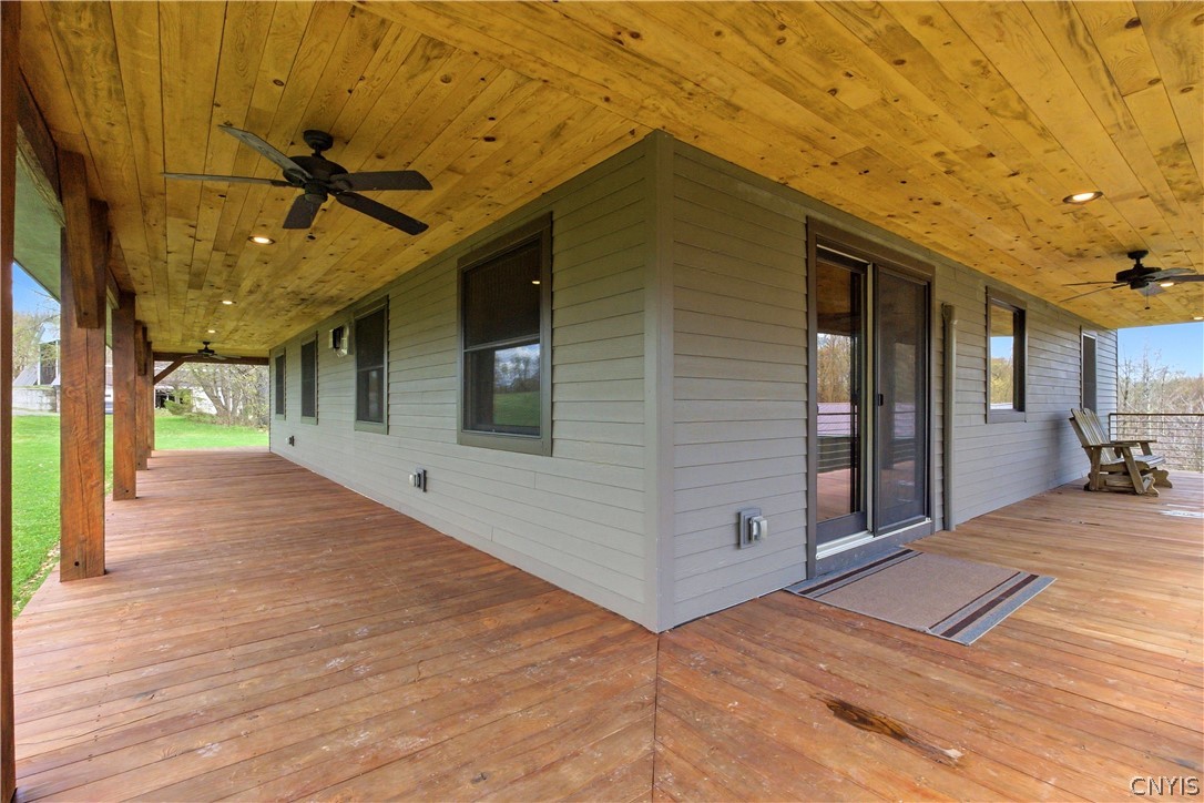 6561 Quaker Hill Road