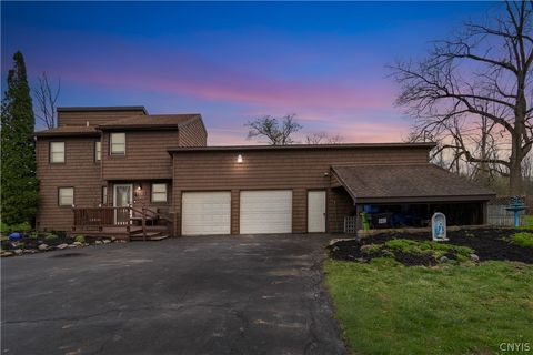 6153 N Kirkville Road, Manlius, NY 13082 - #: S1675093