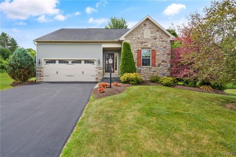 Homes For Sale - 156 Shaker Heights<br/> Camillus, NY 13031