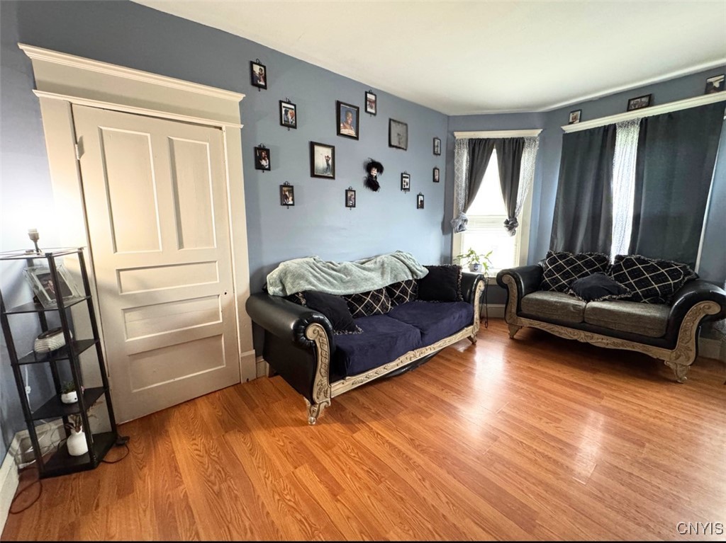 176 - 178 E Clark Street