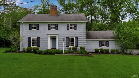 11 S Meadow Dr Orchard Park NY 14127