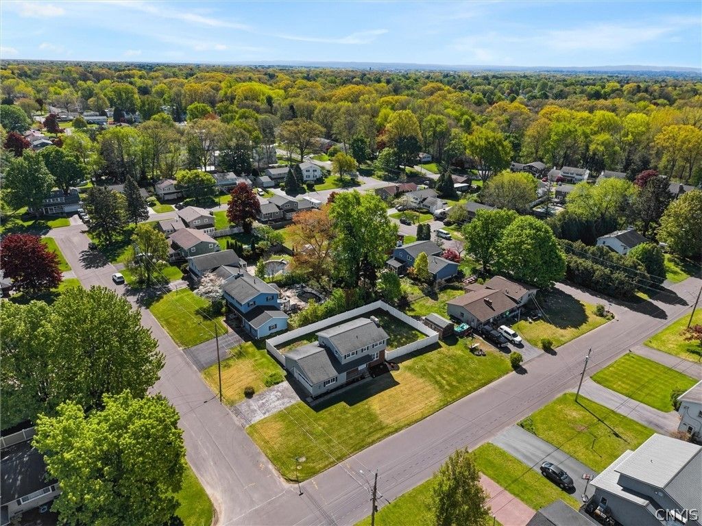 Photo of 7586 Daphne Drive, Clay, NY 13212 (MLS # S1680695)