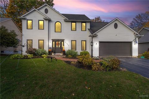 8512 Van Wie Drive W Baldwinsville NY 13027