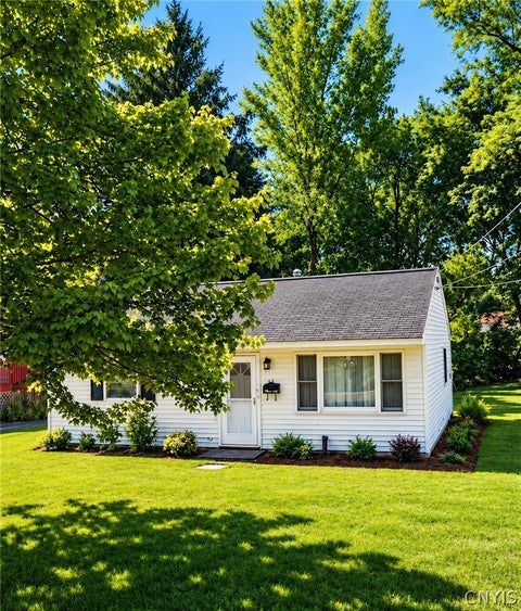 Photo of 204 Elmbrook Drive, Manlius, NY 13104 (MLS # S1724779)