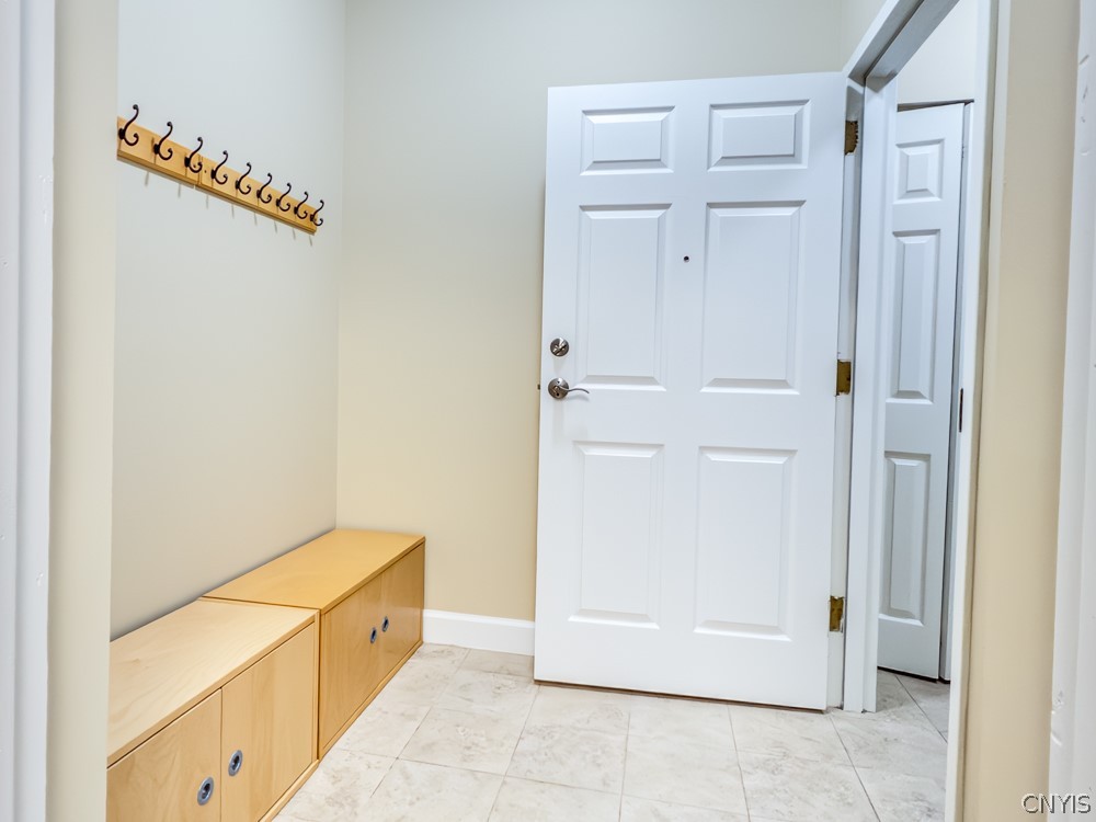 917 Madison Street 5