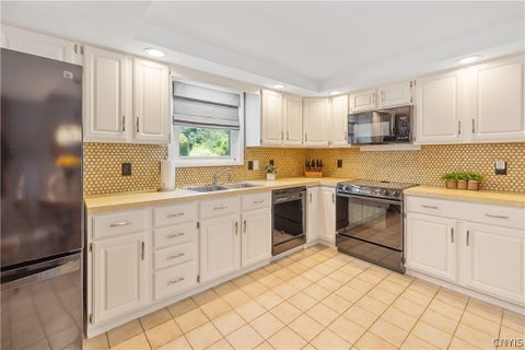 Tiny photo for 7601 Audrey Drive, Clay, NY 13212 (MLS # S1702035)