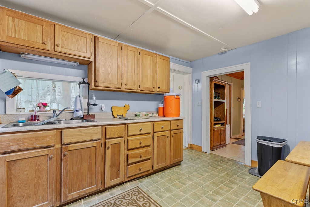 633 Eno Road, Elbridge, New York image 9