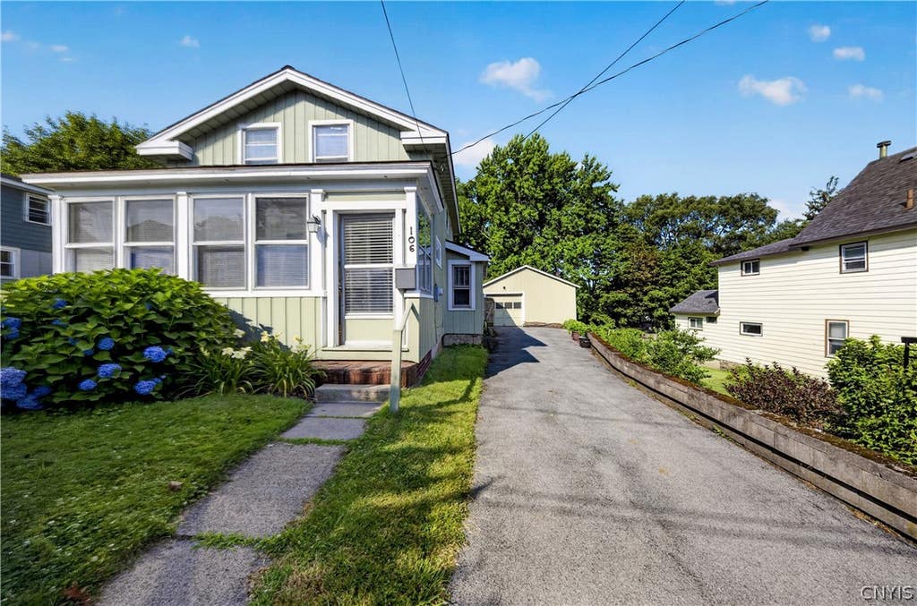 Photo of 106 9th Street, Oswego, NY 13126 (MLS # S1700304)