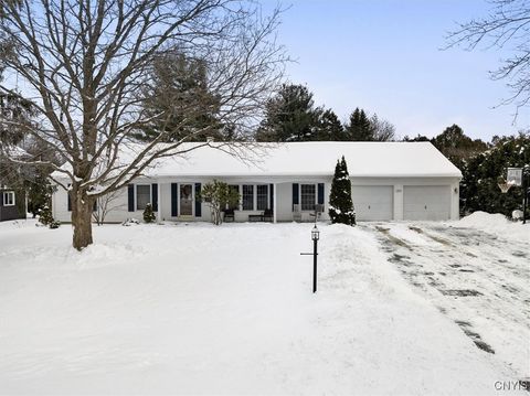 Photo of 213 Gilbert Road, New Hartford, NY 13413 (MLS # S1657218)