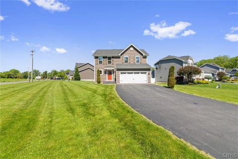 Tiny photo for 101 Weeping Willow WAY, Camillus, NY 13031 (MLS # S1692991)