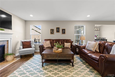 Tiny photo for 101 Weeping Willow WAY, Camillus, NY 13031 (MLS # S1692991)