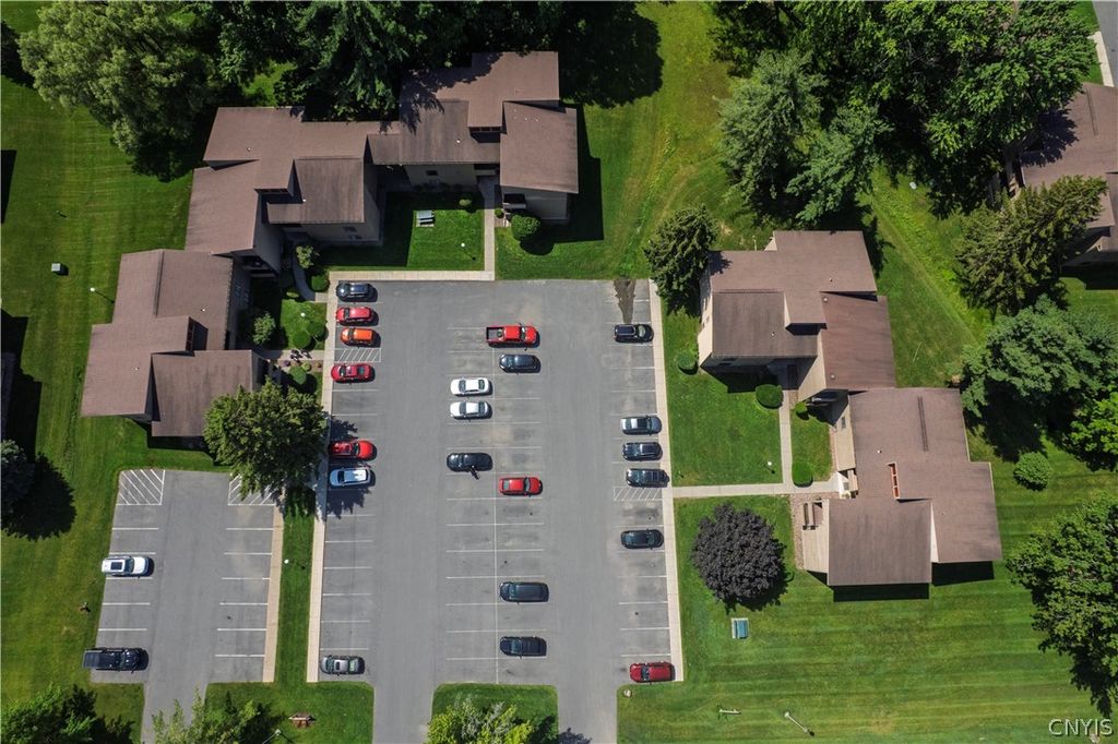 Photo of 123 Watertree Drive, DeWitt, NY 13057 (MLS # S1699930)