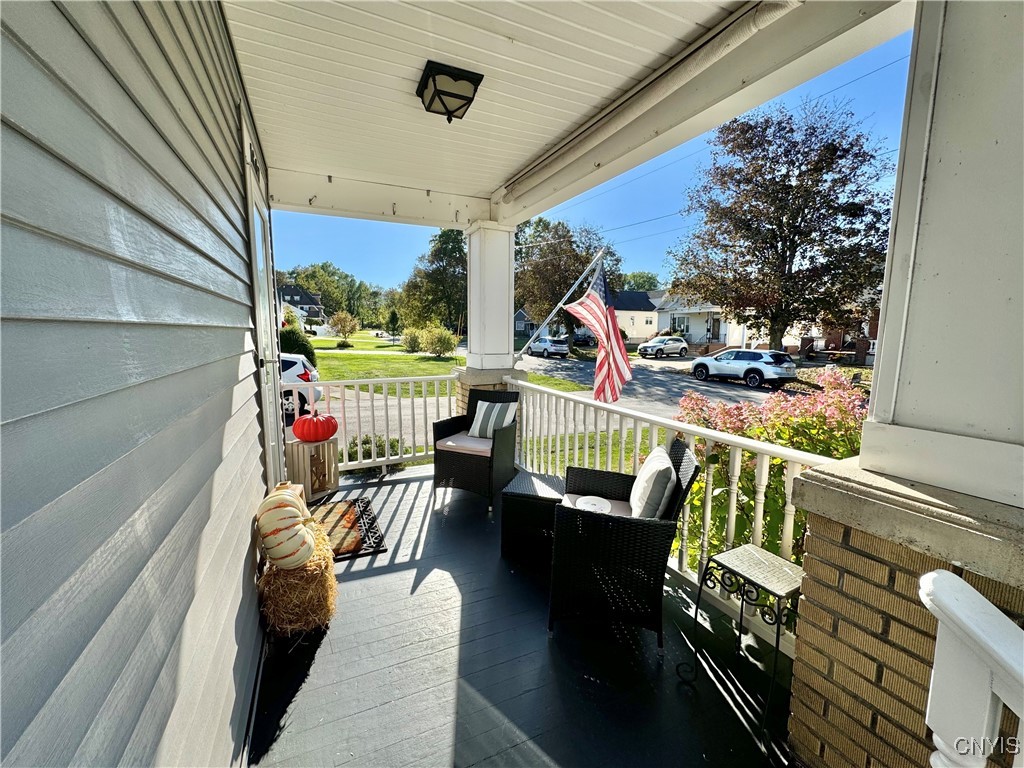 1607 Depeyster Avenue