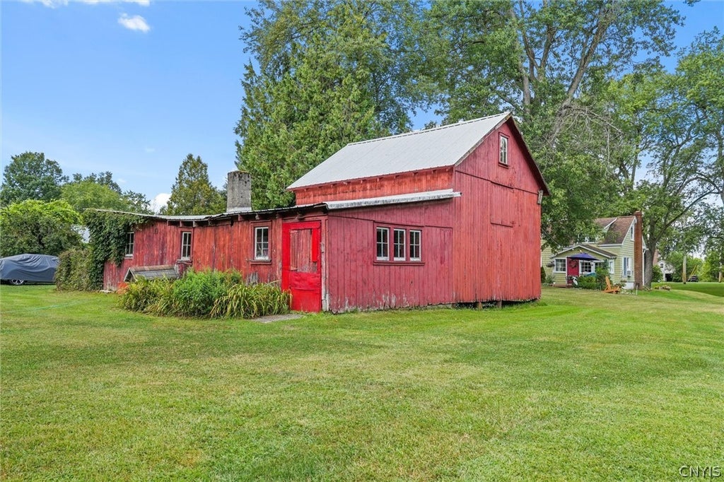 Photo of 5380 Old Oneida Road, Westmoreland, NY 13478 (MLS # S1709845)