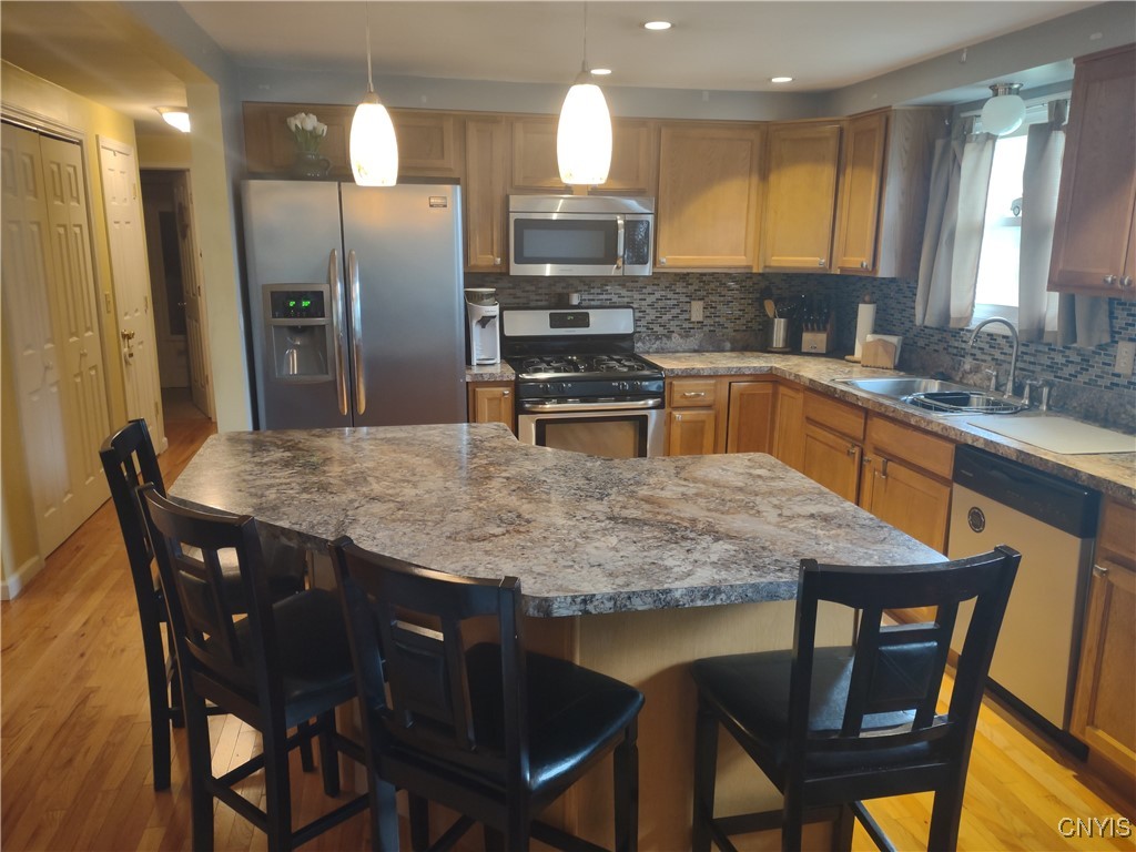 6065 Deersprings Road, Cicero, New York image 9