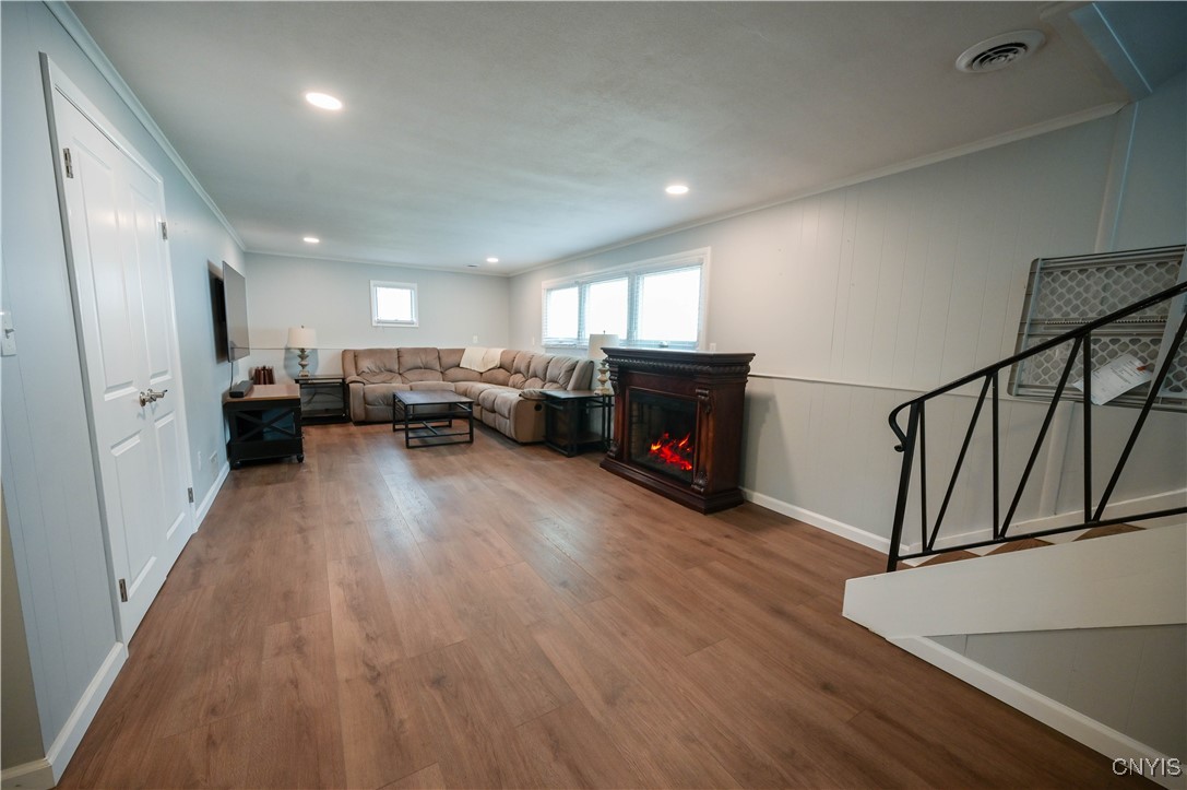 109 Patricia Lane, Utica, New York image 32