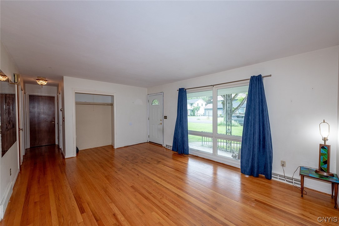219 Longmeadow Drive, Syracuse, New York image 7