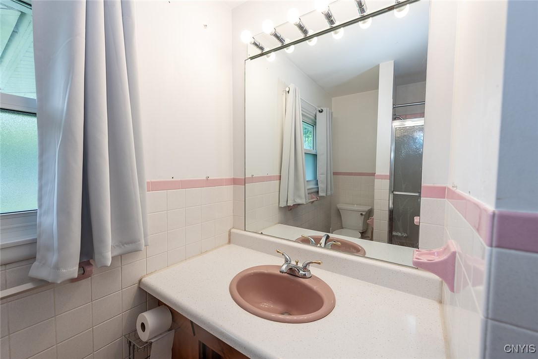 219 Longmeadow Drive, Syracuse, New York image 27