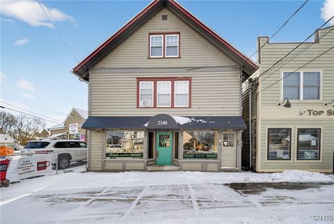 Photo of 2340 Court St St, Salina, NY 13208 (MLS # S1661074)