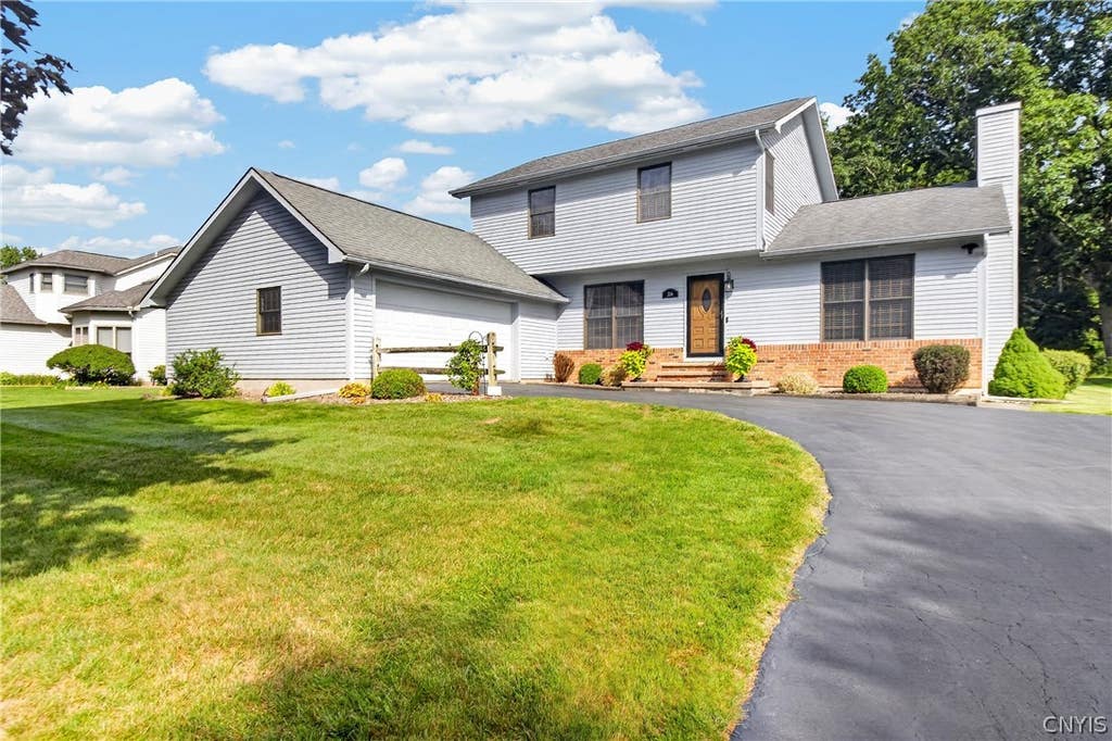 Photo of 336 Robertson Road, Vernon, NY 13461 (MLS # S1704081)