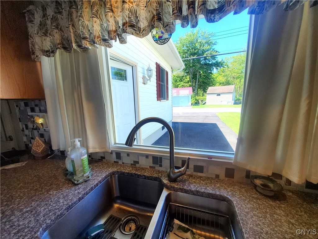 9126 Beach Road, Cicero, New York image 34