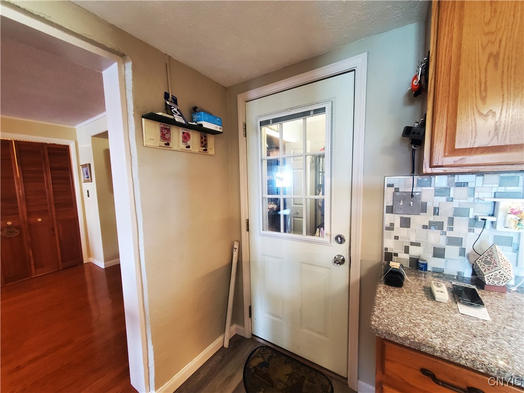 9126 Beach Road, Cicero, New York image 14