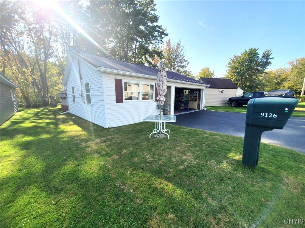 9126 Beach Road, Cicero, New York image 45