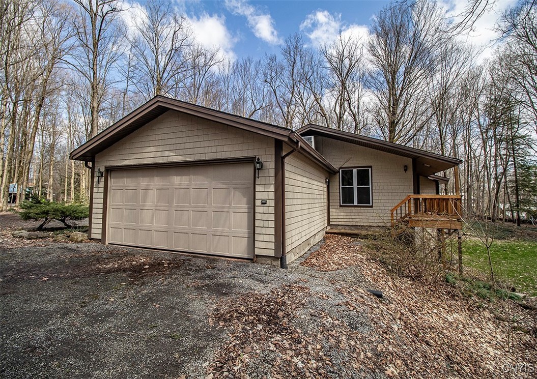 7442 Silverwood Drive, Manlius, New York image 34