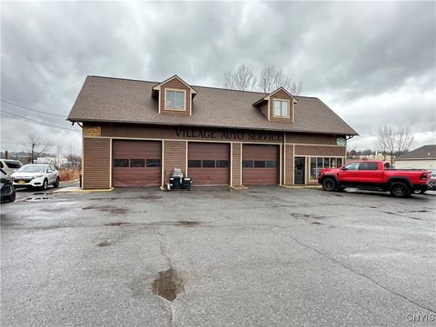 611 W Manlius Street East Syracuse NY 13057