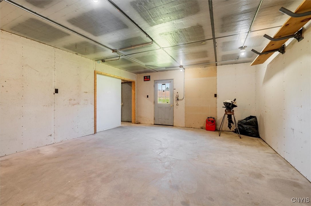 7229 Madison Street, Sangerfield, New York image 27