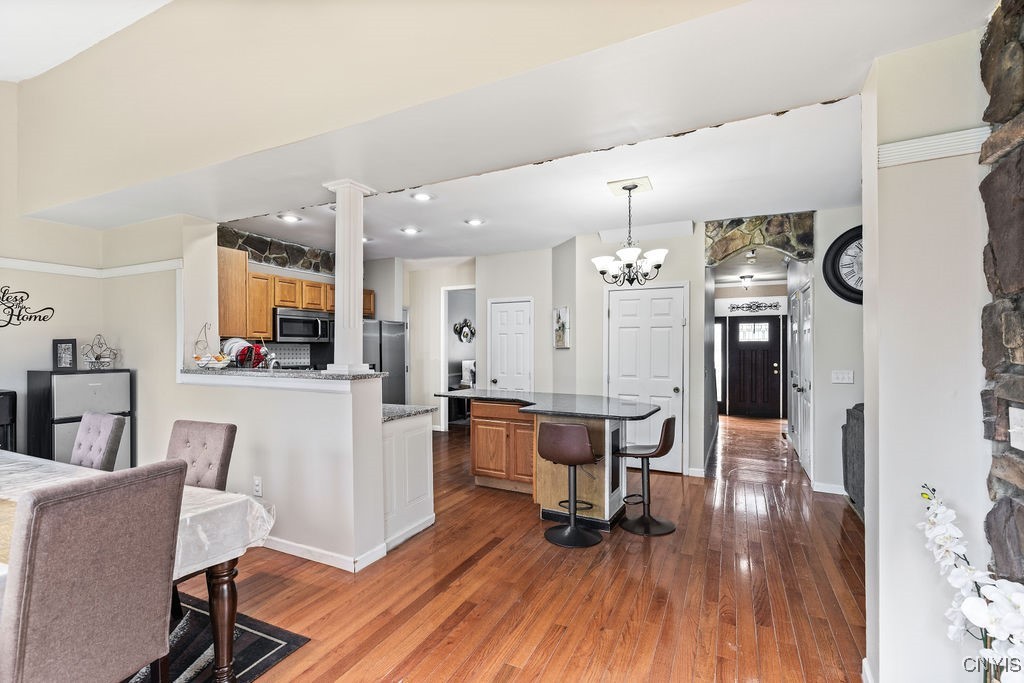 8249 Dampier Circle, Clay, New York image 17