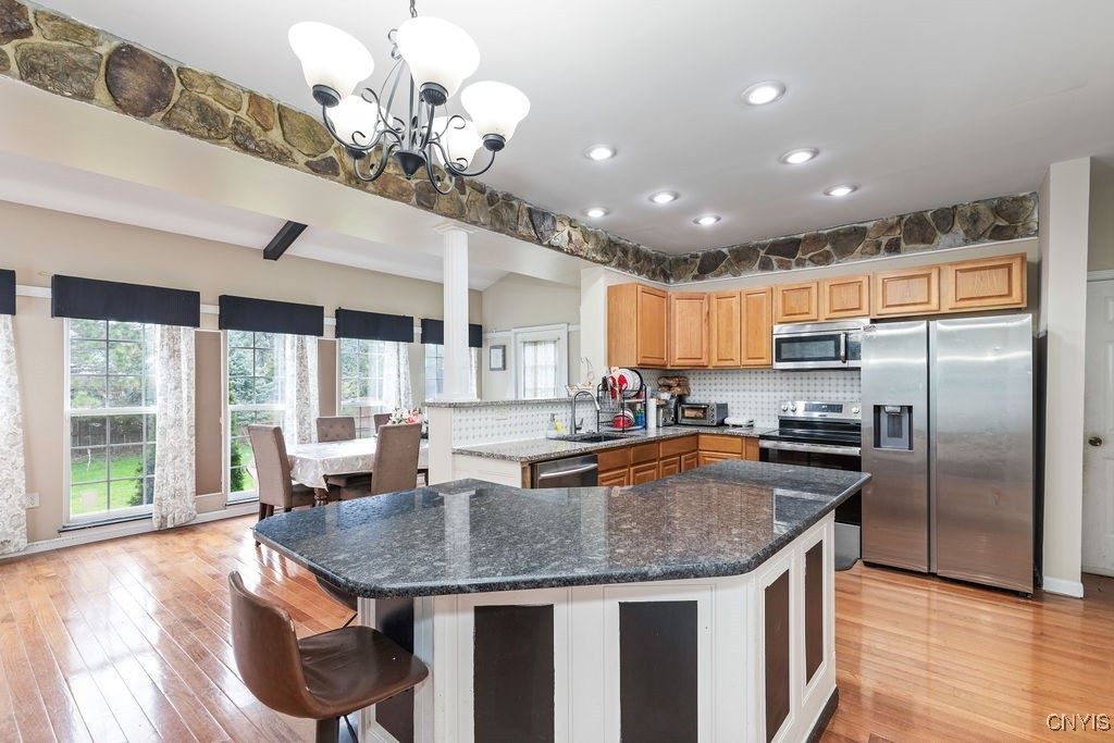 8249 Dampier Circle, Clay, New York image 11