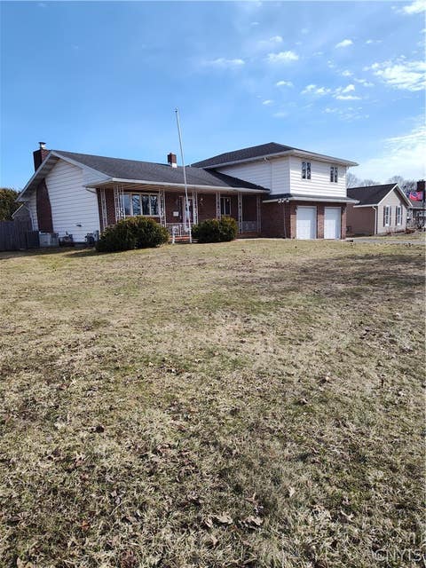 Homes For Sale - 1610 N George Street<br/> Oneida County, Rome, NY 13440
