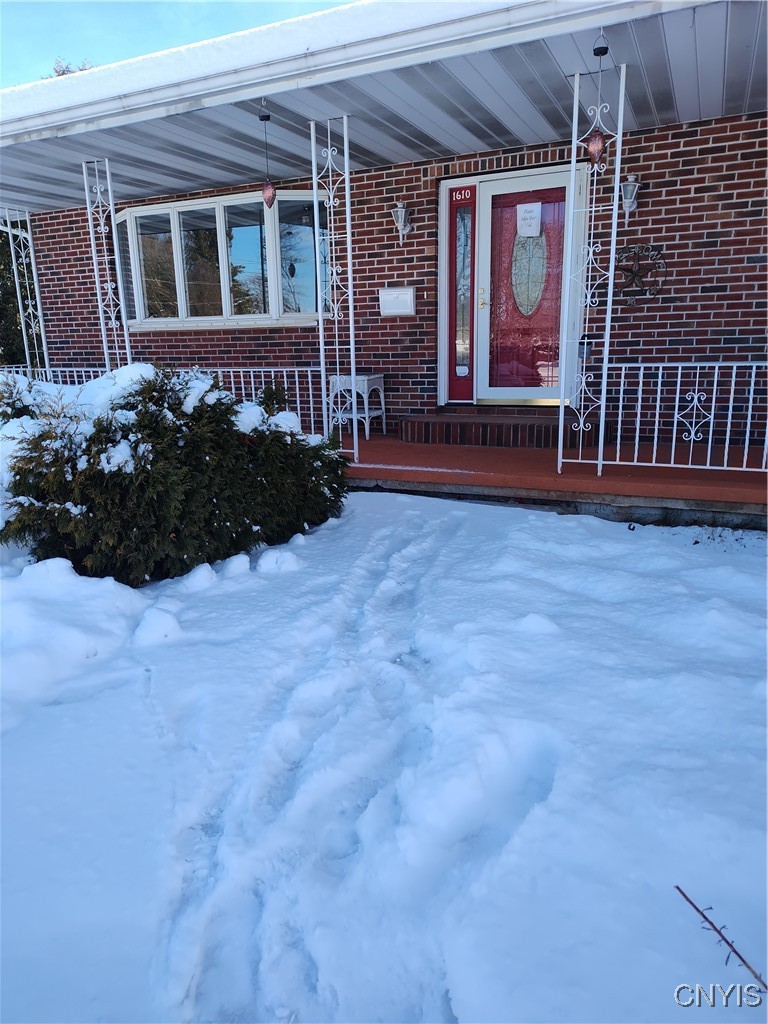 1610 N George Street