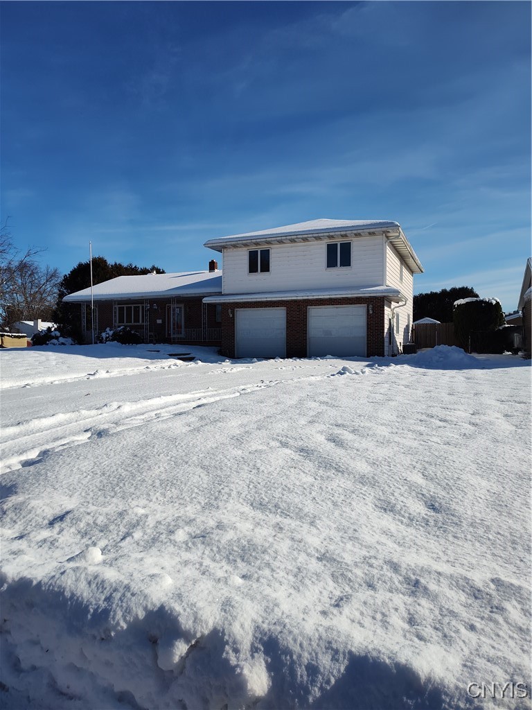 1610 N George Street