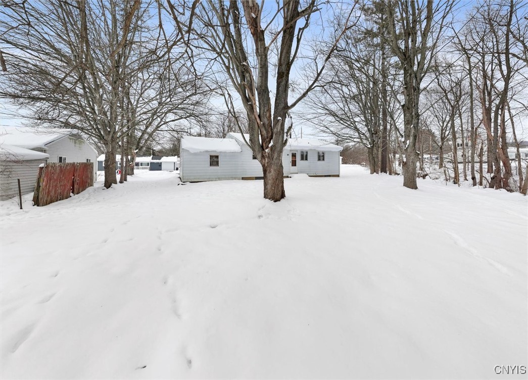 416 Deland Drive, Utica, New York image 37