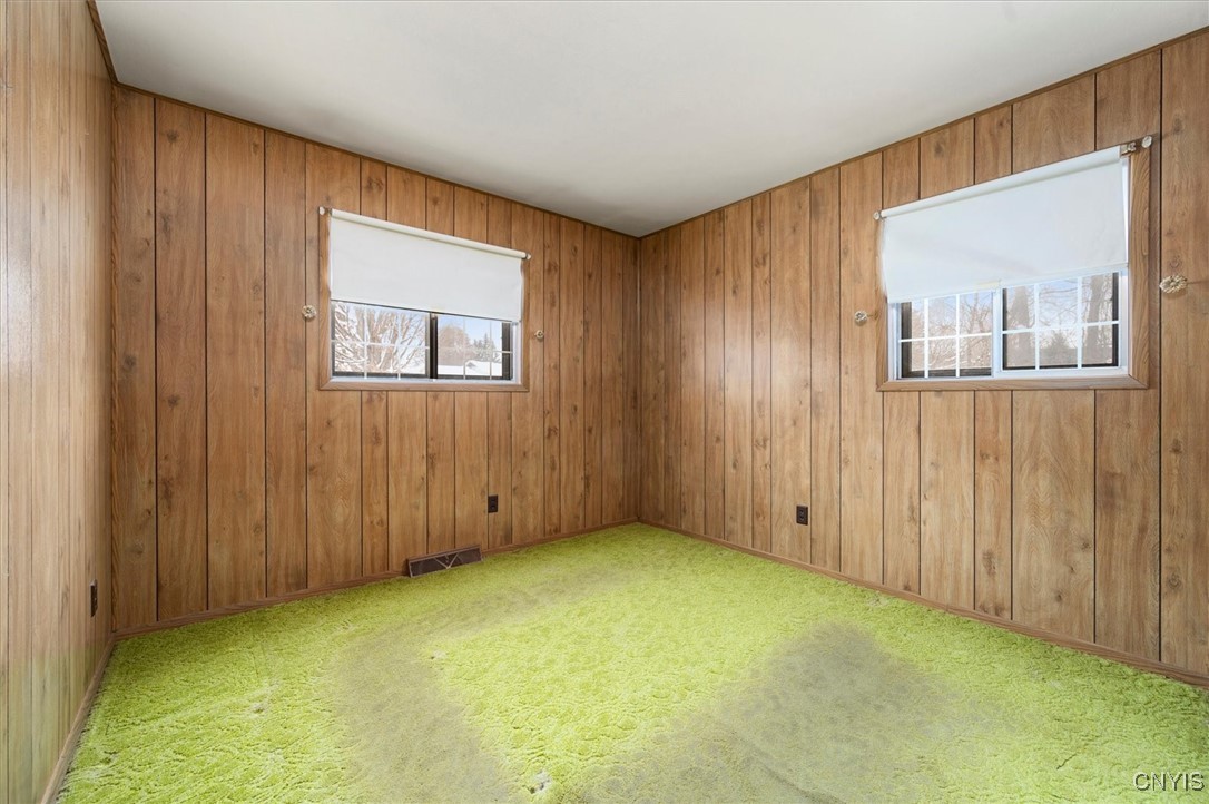 416 Deland Drive, Utica, New York image 22