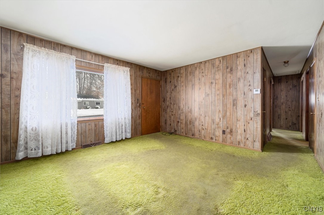 416 Deland Drive, Utica, New York image 8