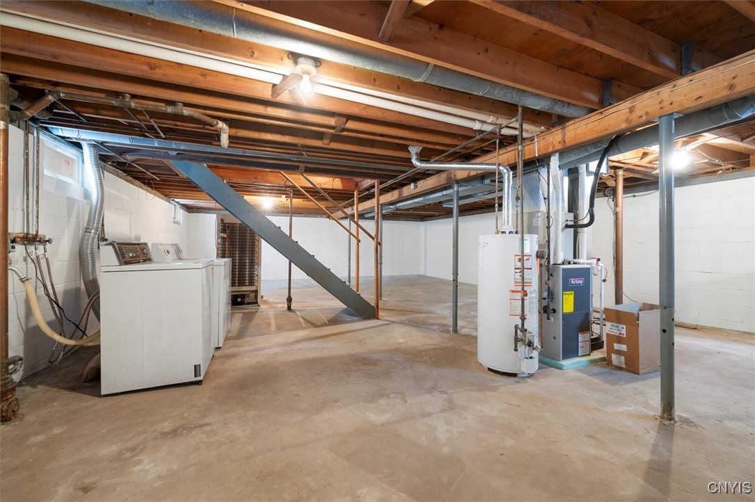 416 Deland Drive, Utica, New York image 30