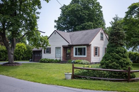 303 Forest Drive Syracuse NY 13212