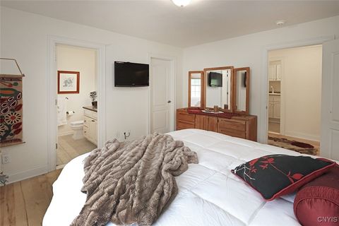 Tiny photo for 7987 Blarney Stone Way, Manlius, NY 13104 (MLS # S1654195)