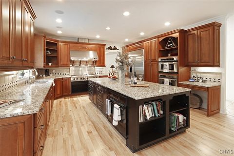 Tiny photo for 7987 Blarney Stone Way, Manlius, NY 13104 (MLS # S1654195)