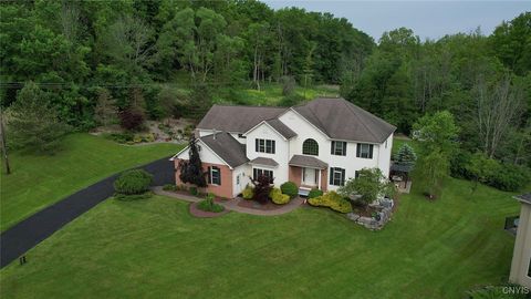 Tiny photo for 7987 Blarney Stone Way, Manlius, NY 13104 (MLS # S1654195)