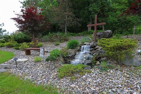 Tiny photo for 7987 Blarney Stone Way, Manlius, NY 13104 (MLS # S1654195)