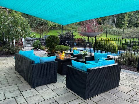 Tiny photo for 7987 Blarney Stone Way, Manlius, NY 13104 (MLS # S1654195)