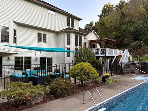 Tiny photo for 7987 Blarney Stone Way, Manlius, NY 13104 (MLS # S1654195)